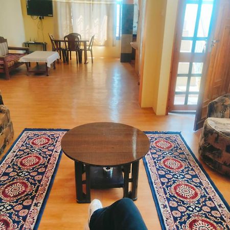שימלה Thakur Apartment מראה חיצוני תמונה